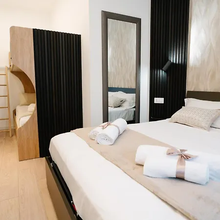 Charm Living Duomo Apartman *