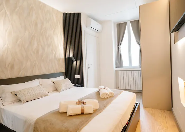 Charm Living Duomo * 科莫