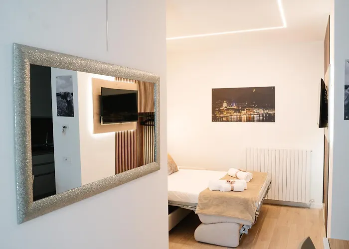 Charm Living Duomo *