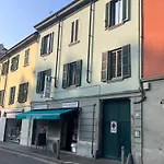 Charm Living Duomo Como