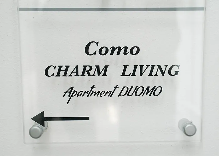 Charm Living Duomo Апартаменты *